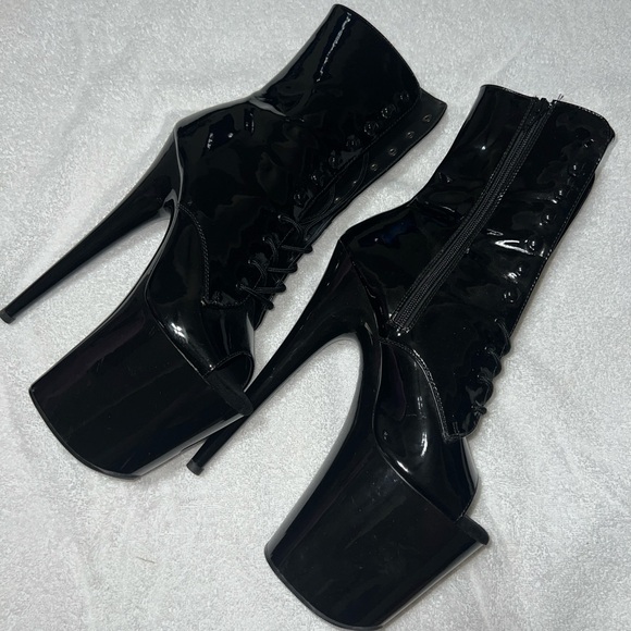 Pleaser Peep Toe Lace Up Ankle Boot, platform heel - Picture 1 of 1